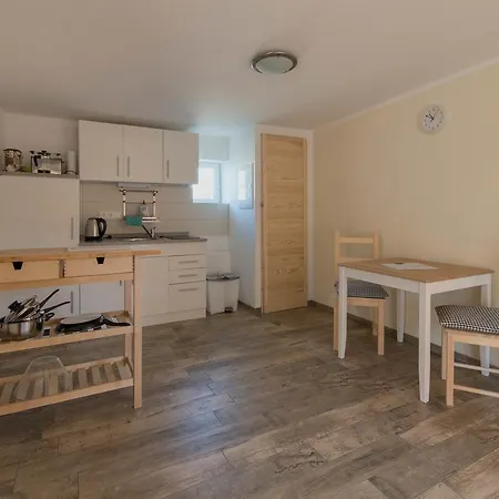 Aparthotel & Seminarhaus Wolkentor 4*