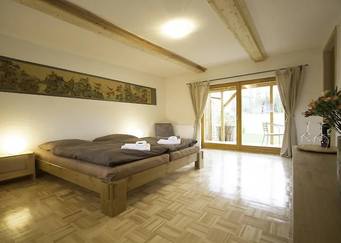 & Seminarhaus Wolkentor Апарт-отель Галль